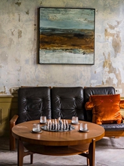 salt.homestaging hängt meine Bilder in ein ganz besonderes Haus